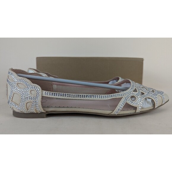 Journee Collection Batavia Flats Women 8.5 Nude Rhinestone Pointed Toe Shoes NWT - Picture 2 of 10